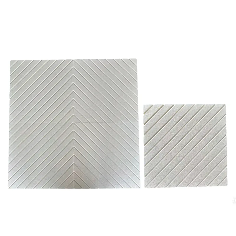 Painel acústico de feltro PET bege com canal em V