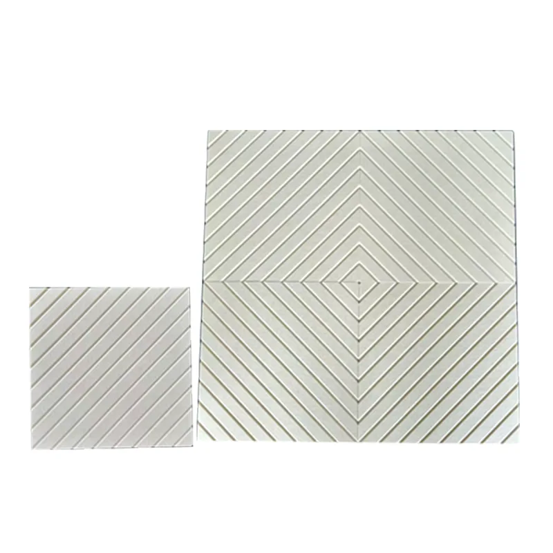 Painel acústico de feltro PET bege com corte em V